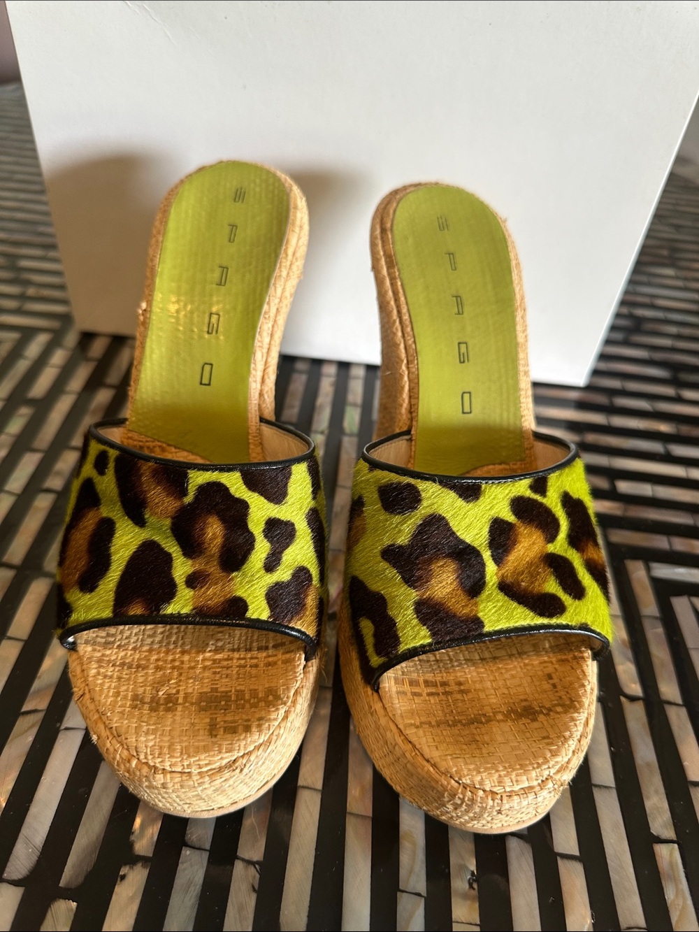 Spago Lime Green Leopard Print Slide Mule Wedges 👡👡